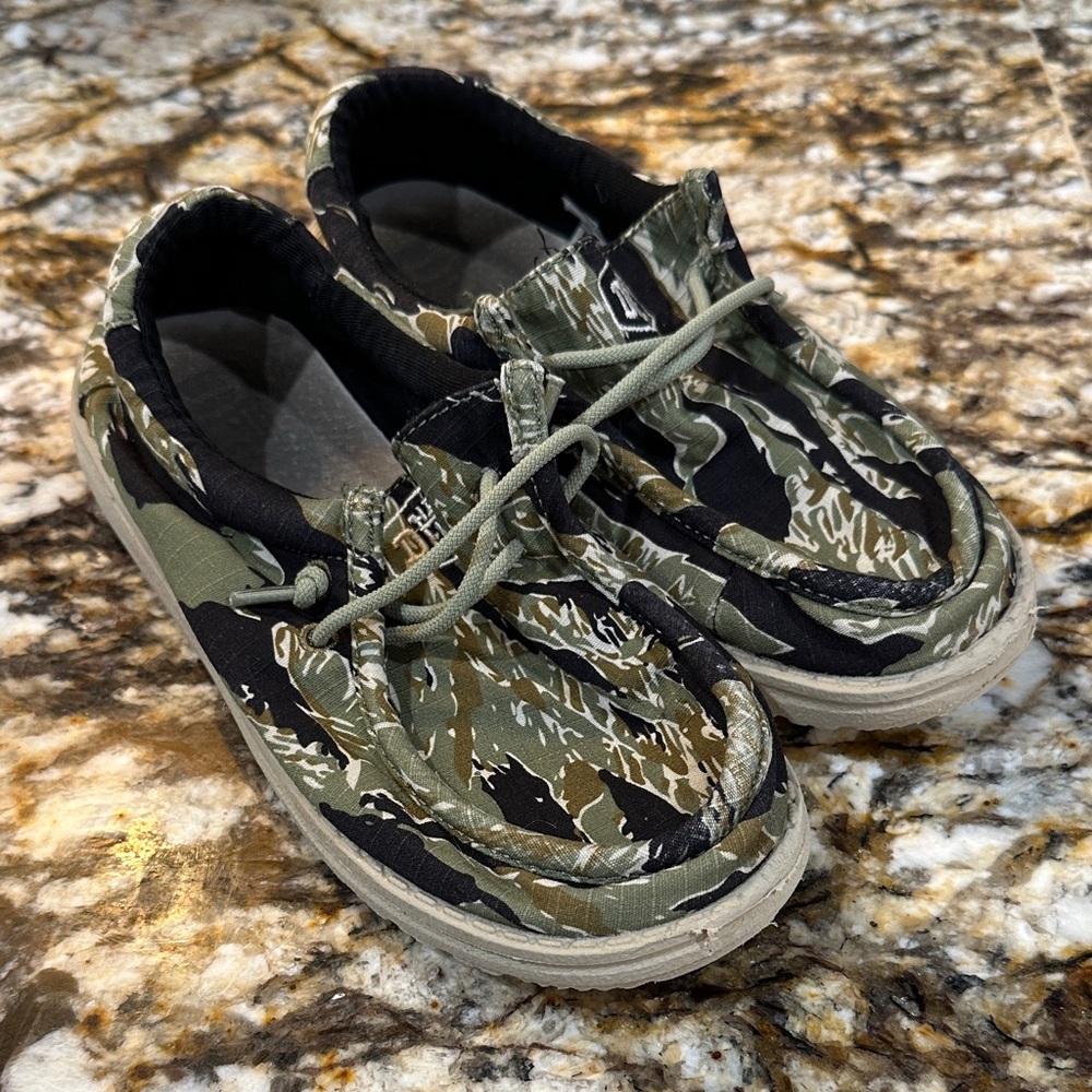 Hey Dude Kids Moccasins in Green Camo
